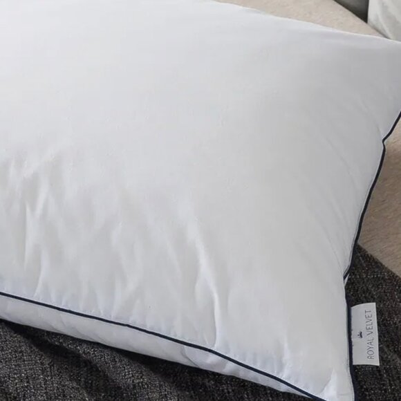 New Unused Royal Velvet White European Down and Nano Feather Pillow - Picture 1 of 3